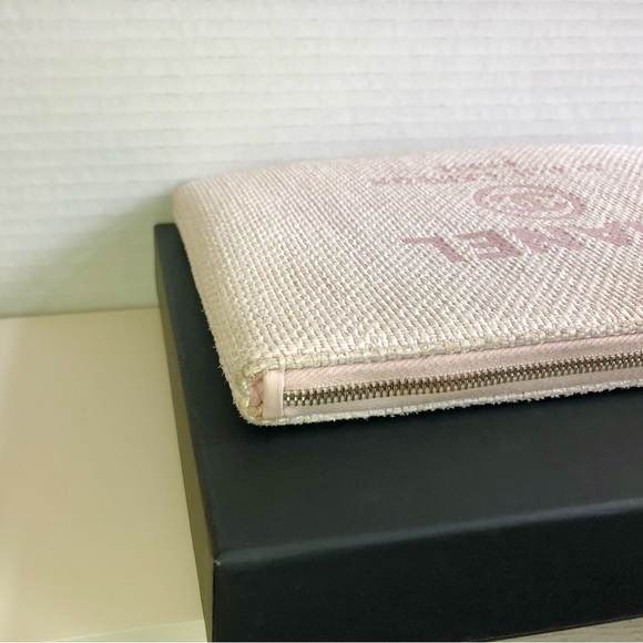 Chanel ✨ Raffia Deauville O Case Clutch Pouch Interlocking CC Box COA Authentic - Picture 5 of 11